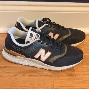 New Balance Men's Dark Gray and Orange Sneakers